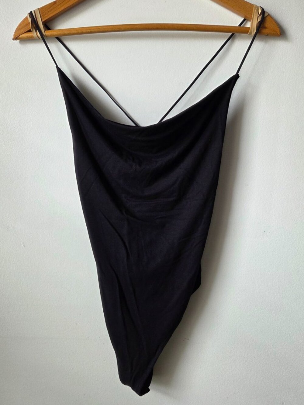 NWT ABERCROMBIE & FITCH SOFT A&F DRAPEY X BACK STRAP BLACK BODYSUIT SIZE SMALL
